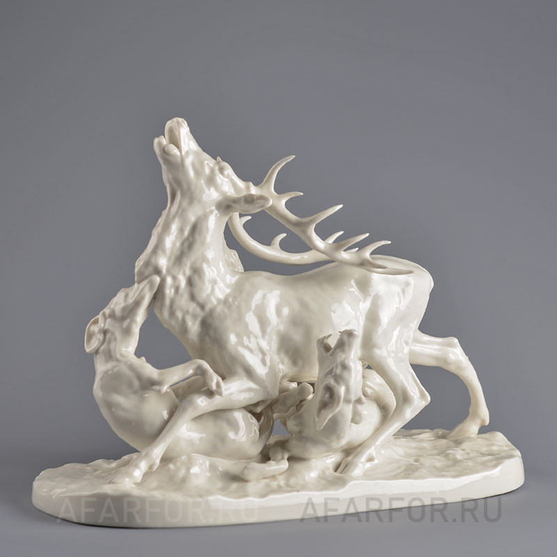 Фарфоровая статуэтка «Охота. Олень и Собаки» Nymphenburg Германия