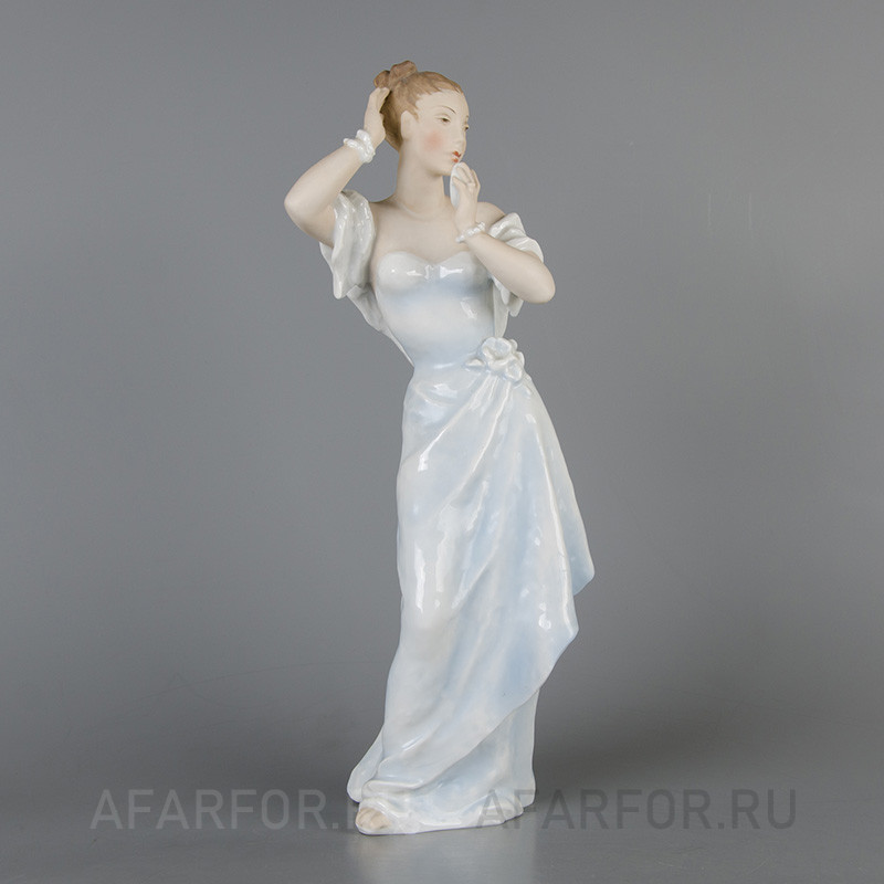 Немецкая фарфоровая статуэтка Розенталь (арт.: 2250-2) — купить антикварную фигуру для вашей коллекции и дорогого подарка.