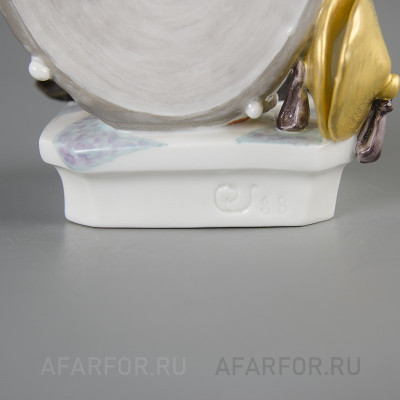 Фарфоровая статуэтка "Пьеро с барабанами" Meissen Германия