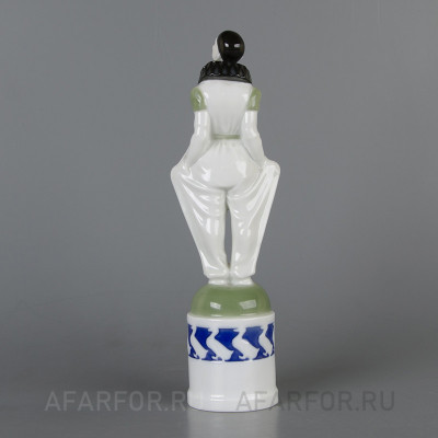 Фарфоровая статуэтка «Пьеро на пьедестале» Rosenthal Германия (фото №37748)