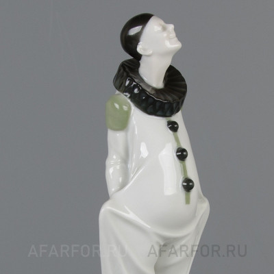 Фарфоровая статуэтка «Пьеро на пьедестале» Rosenthal Германия (фото №37750)