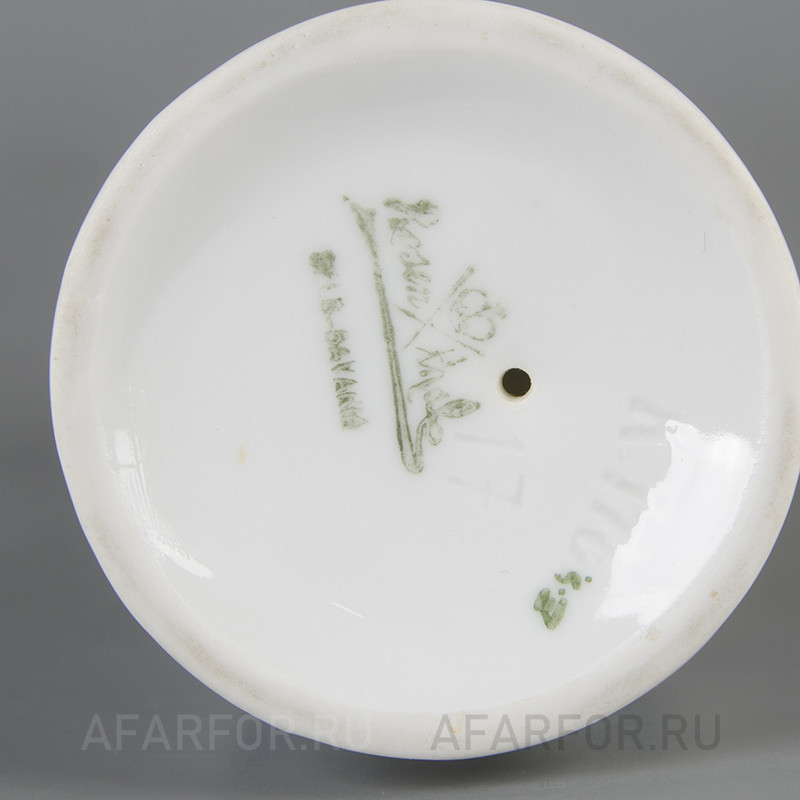 Фарфоровая статуэтка «Пьеро на пьедестале» Rosenthal Германия