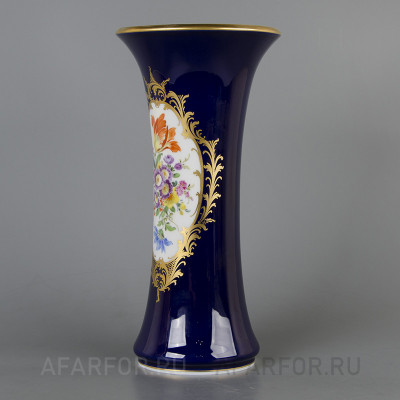 Фарфоровая ваза для цветов "Роскошный букет" Meissen...