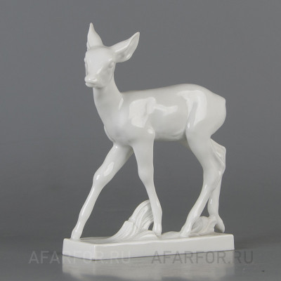 Фарфоровая статуэтка «Оленёнок» Meissen Германия (арт. 2278-2), белый фарфор без росписи, настоящее произведение искусства.