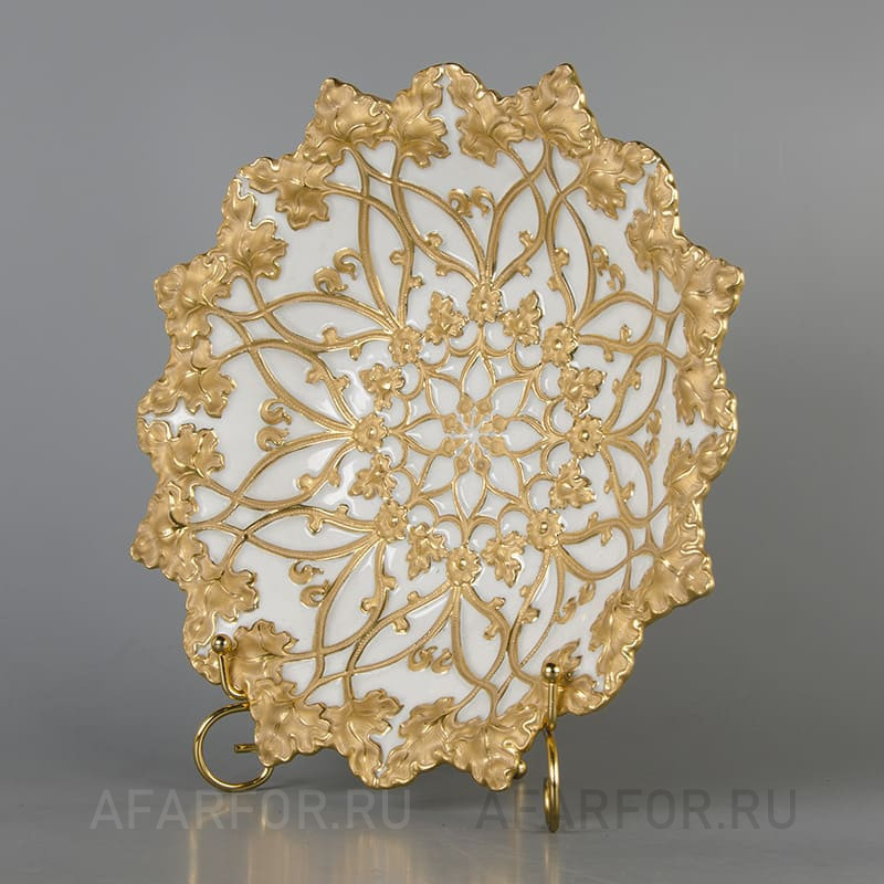 Декоративное блюдо из фарфора «Виноградные листья» Meissen Германия