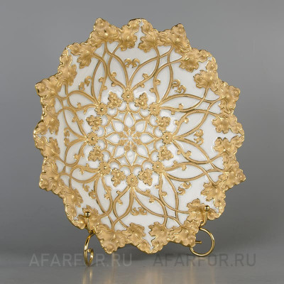 Декоративное блюдо из фарфора "Виноградные листья" Meissen Германия (арт. 2290-2, фото №38205)