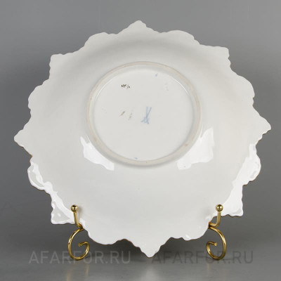 Декоративное блюдо из фарфора "Виноградные листья" Meissen Германия (арт. 2290-2, фото №38209)