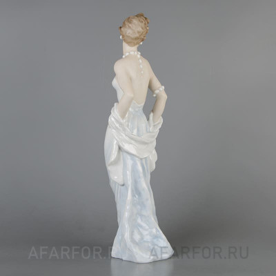 Фарфоровая статуэтка "Девушка в голубом платье" Rosenthal Германия (арт. 2294-2, фото №38266)