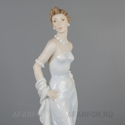 Фарфоровая статуэтка "Девушка в голубом платье" Rosenthal Германия (арт. 2294-2, фото №38268)