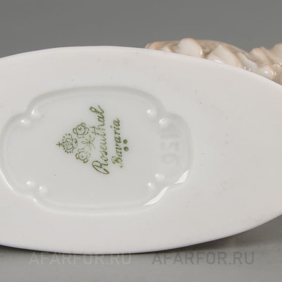 Фарфоровая статуэтка "Болонка с поднятой лапкой" Rosenthal Германия (арт. 2296-2, фото №38302)