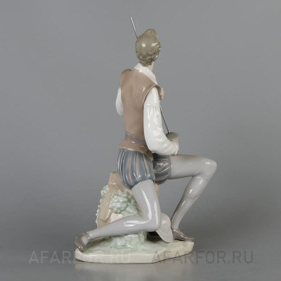 Фарфоровая статуэтка "Дон Кихот сидит" Lladro Испания (фото №38583)