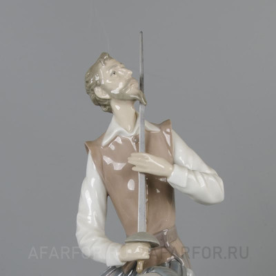 Фарфоровая статуэтка "Дон Кихот сидит" Lladro Испания (фото №38584)