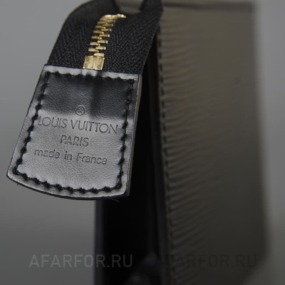 Винтажная косметичка "Louis Vuitton" из черной кожи Epi, Франция (фото №38715)