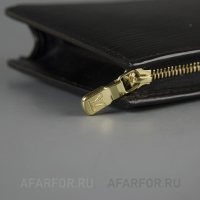 Винтажная косметичка "Louis Vuitton" из черной кожи Epi, Франция (фото №38721)