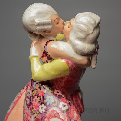 Фаянсовая статуэтка "Страсть. Поцелуй" Goldscheider Австрия-Англия (фото №38827)