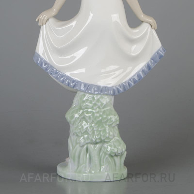 Фарфоровая статуэтка "El Modelito" NAO by Lladro Испания (фото №38929)